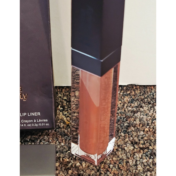 Rinna Beauty Lisa Rinna Lipstick The Heidi Lip Kit - Lip Gloss, Lipstick , Liner - Picture 2 of 4